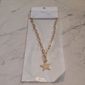 Gold Star Pendant Necklace